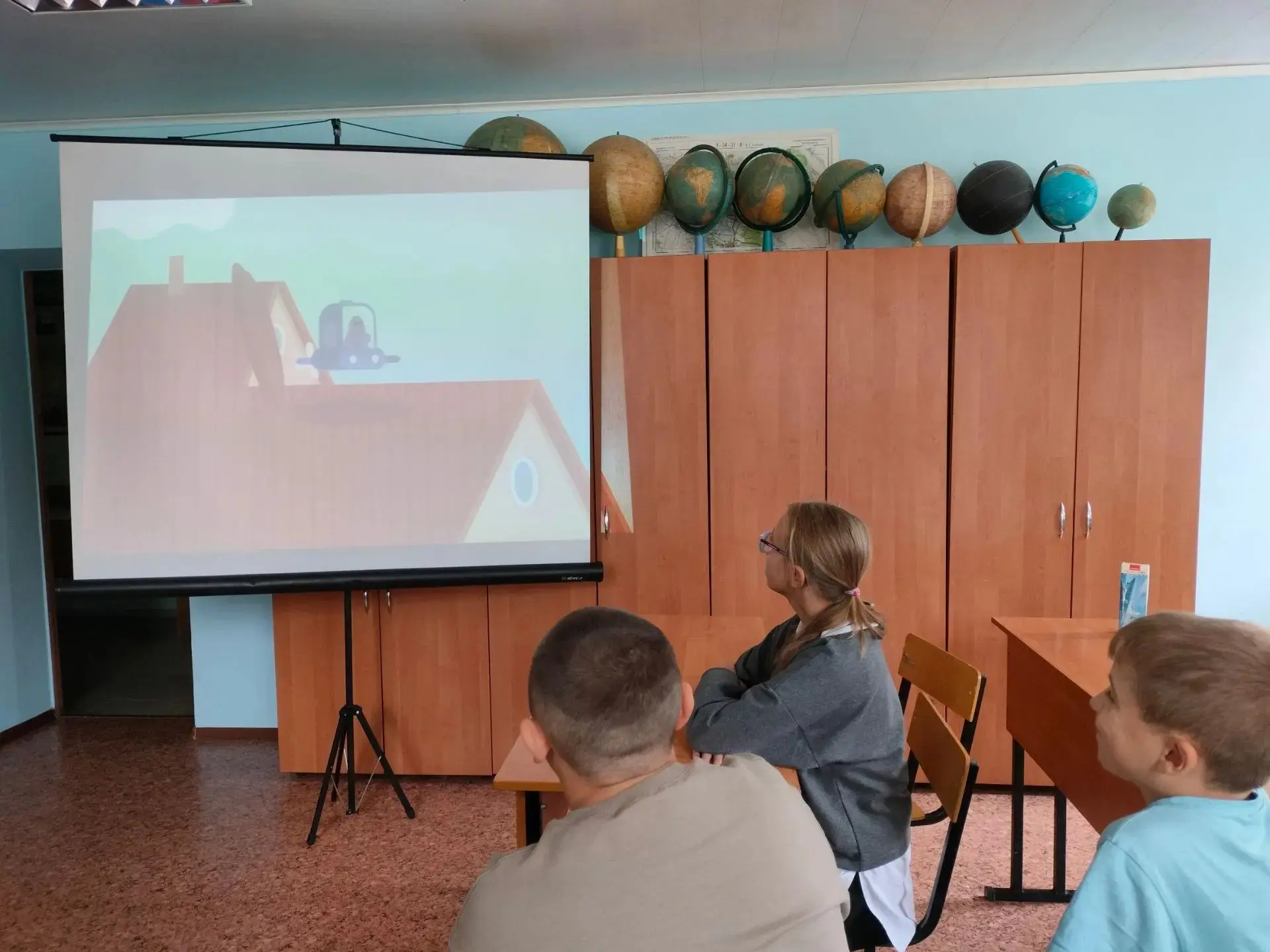 С целью популяризации раздельного сбора мусора и осознанного потребления ребята с больш...