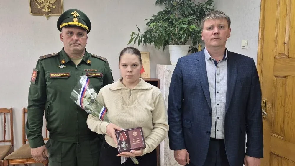 Сегодня в администрации Омутнинского района состоялась торжественная церемония вручения...
