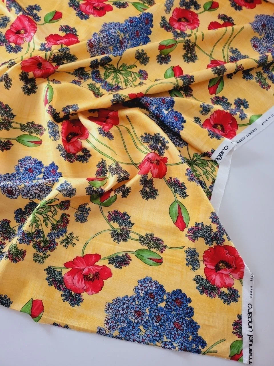 Джерси  Emanuel Ungaro, плательно-костюмный, Италия!