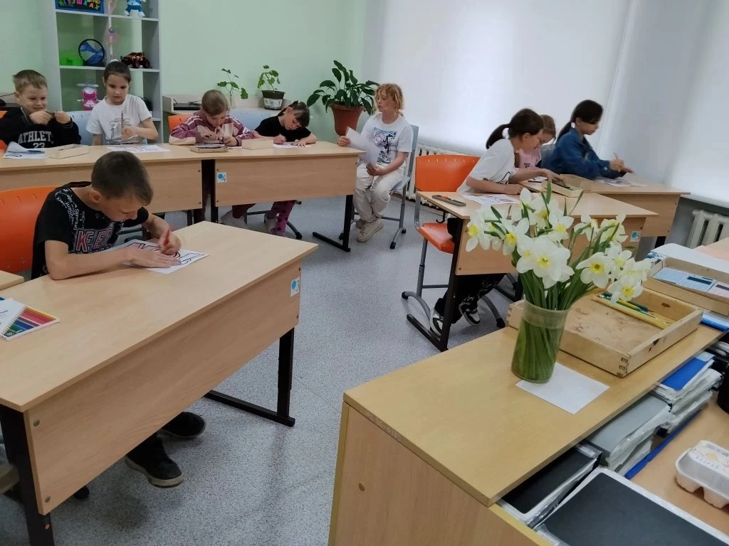 Сегодня, 29 мая,  стартовал второй день летнего лагеря "Радуга 🌈 твоих открытий",