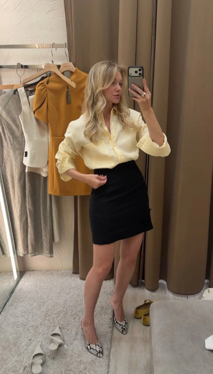 Забежала на примерку в гости к бренду Anna Pekun 
👗💳💰🎫💍

Мне очень понравился костюм с брюками,