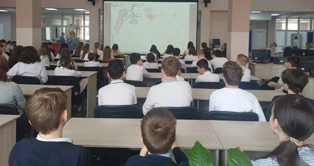 «Компас здоровья: ориентиры для подростков»💪. В рамках недели безопасности 22 апреля медицинский пси