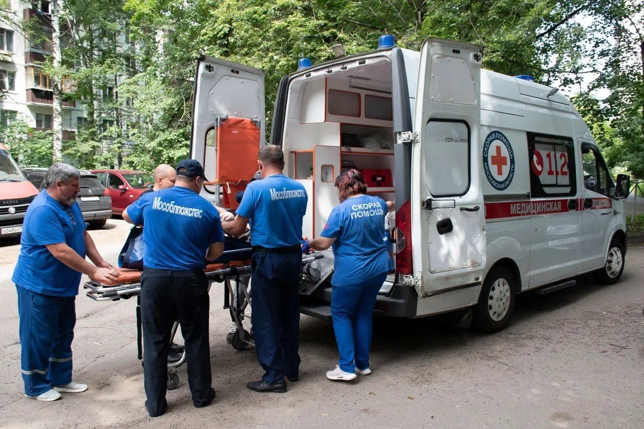 🚑 28 апреля в России свой профессиональный праздник отмечают сотрудники скорой медицинской помощи  👩