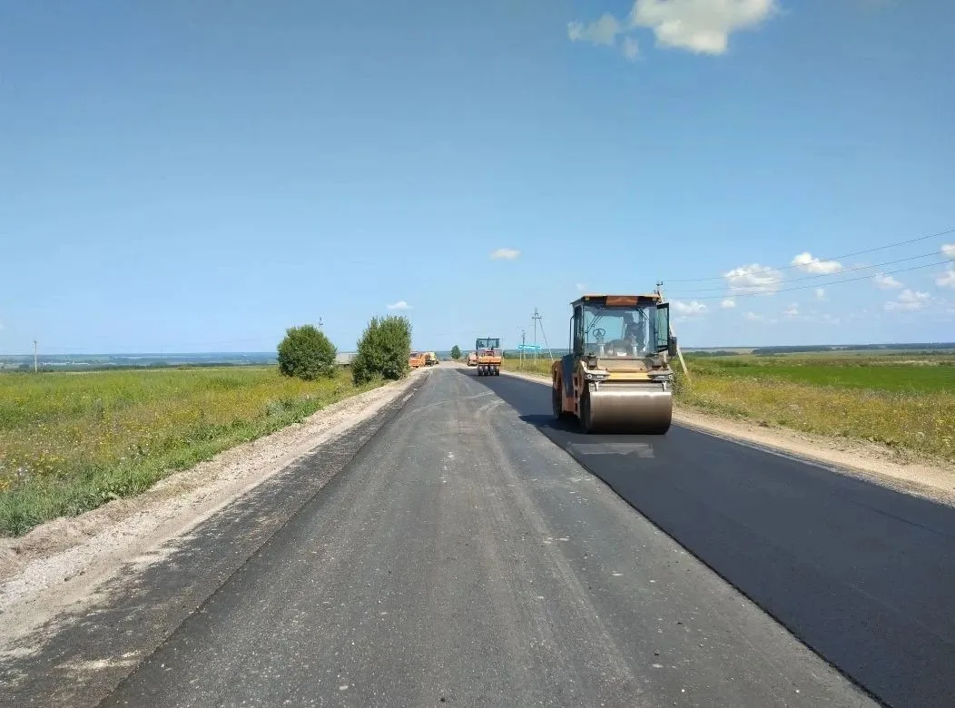 🚜В Советском районе ремонтируют дорогу Советск – Лебяжье – Фокино

На участке протяженностью 920 ме