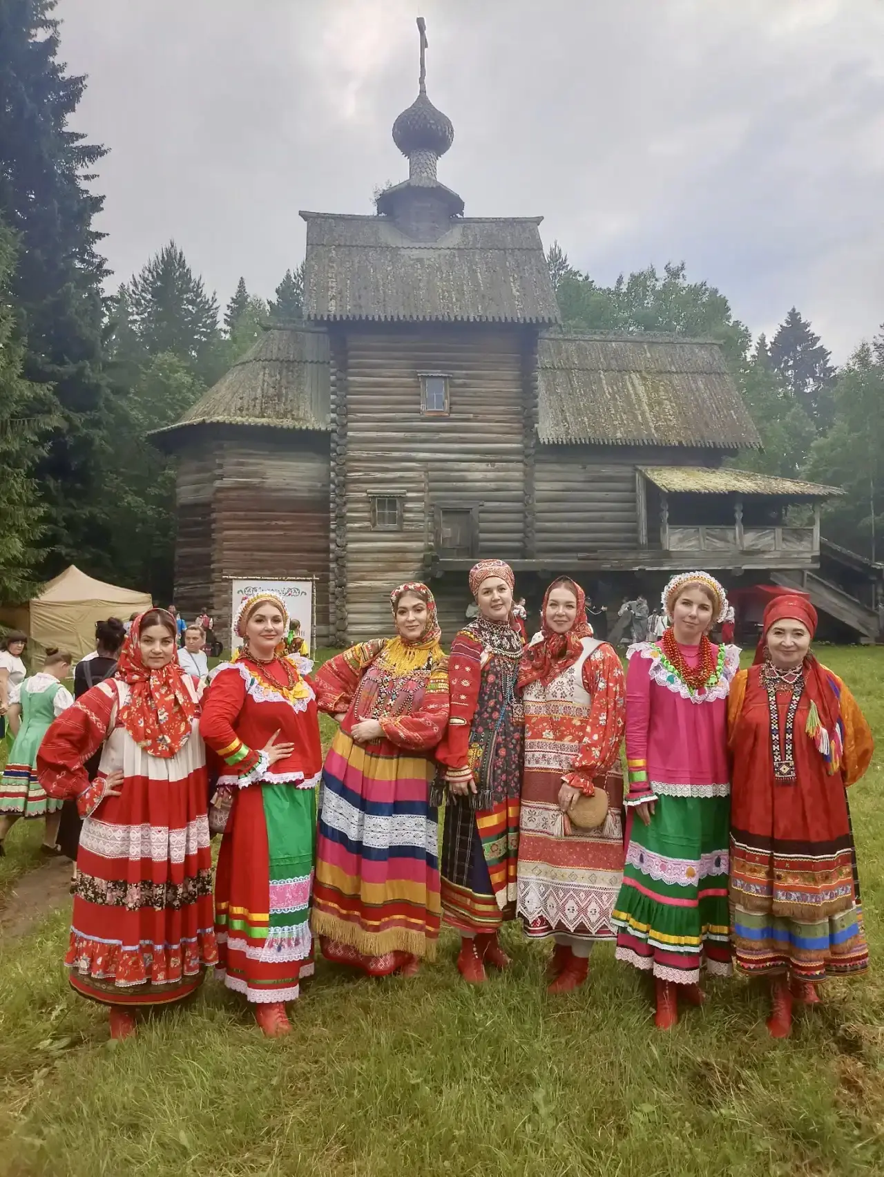 🏆 Фольклорный ансамбль «Вера» ОЦКНТ завоевал Гран-при XI Межрегионального фестиваля-конкурса творче