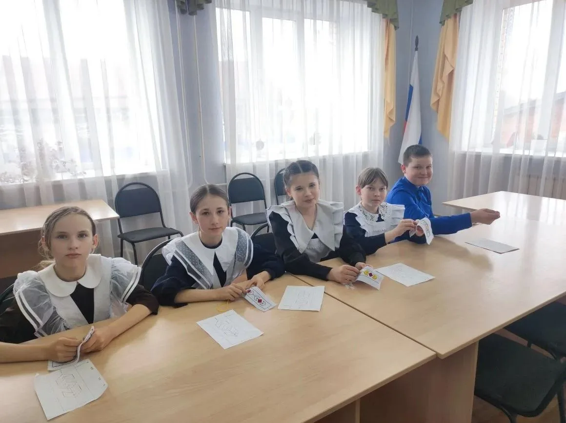 В преддверии празднования Дня чувашского языка в МБУДО «Яльчикская ДШИ» в классе декора...