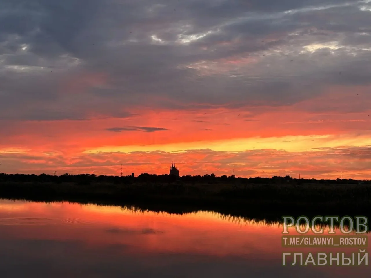 😍 Невероятный закат близ станицы Манычской