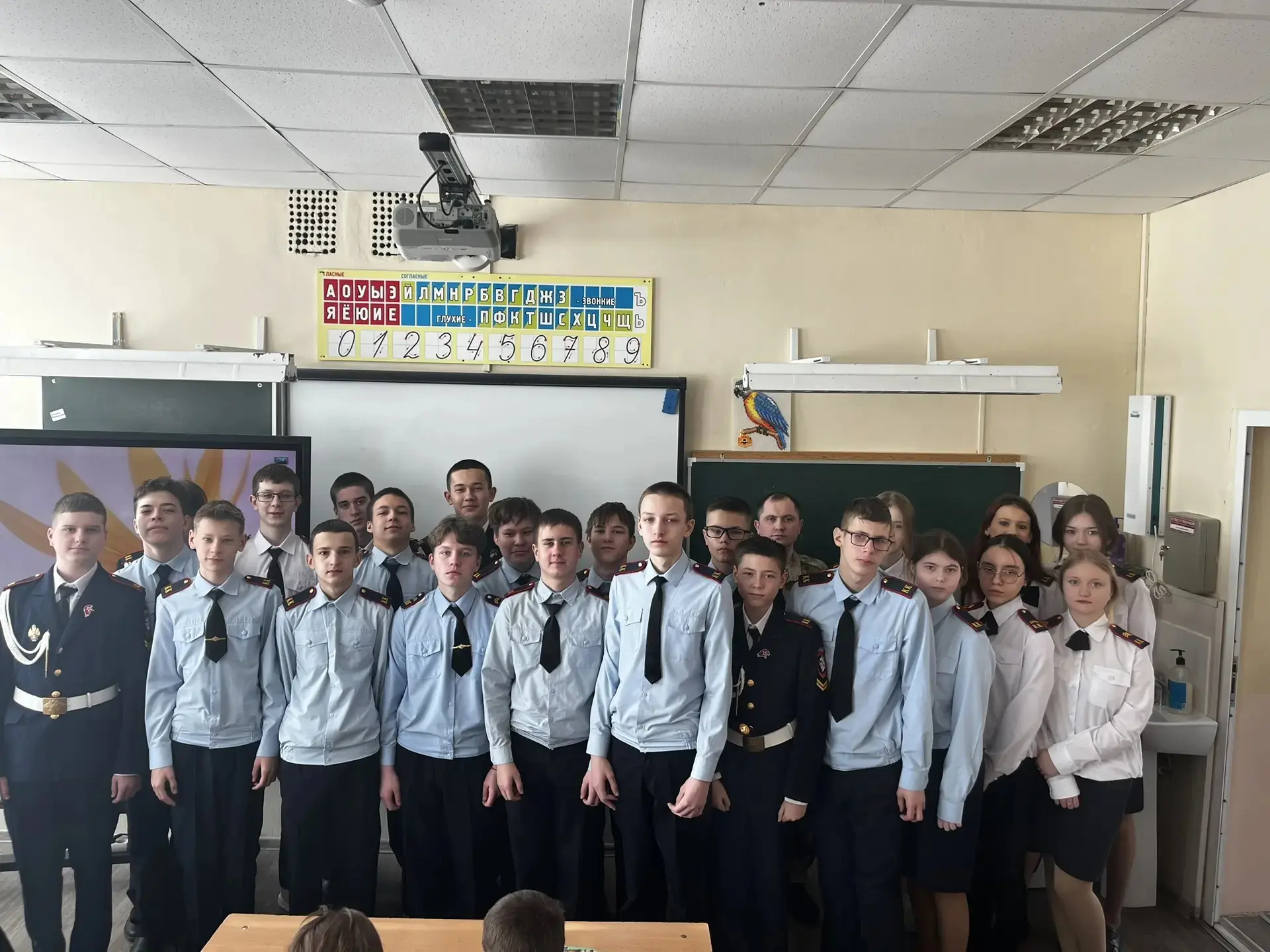 ⭐В школе прошли памятные встречи, посвященные блокаде Ленинграда  Вчера   в стенах нашей школы прошл