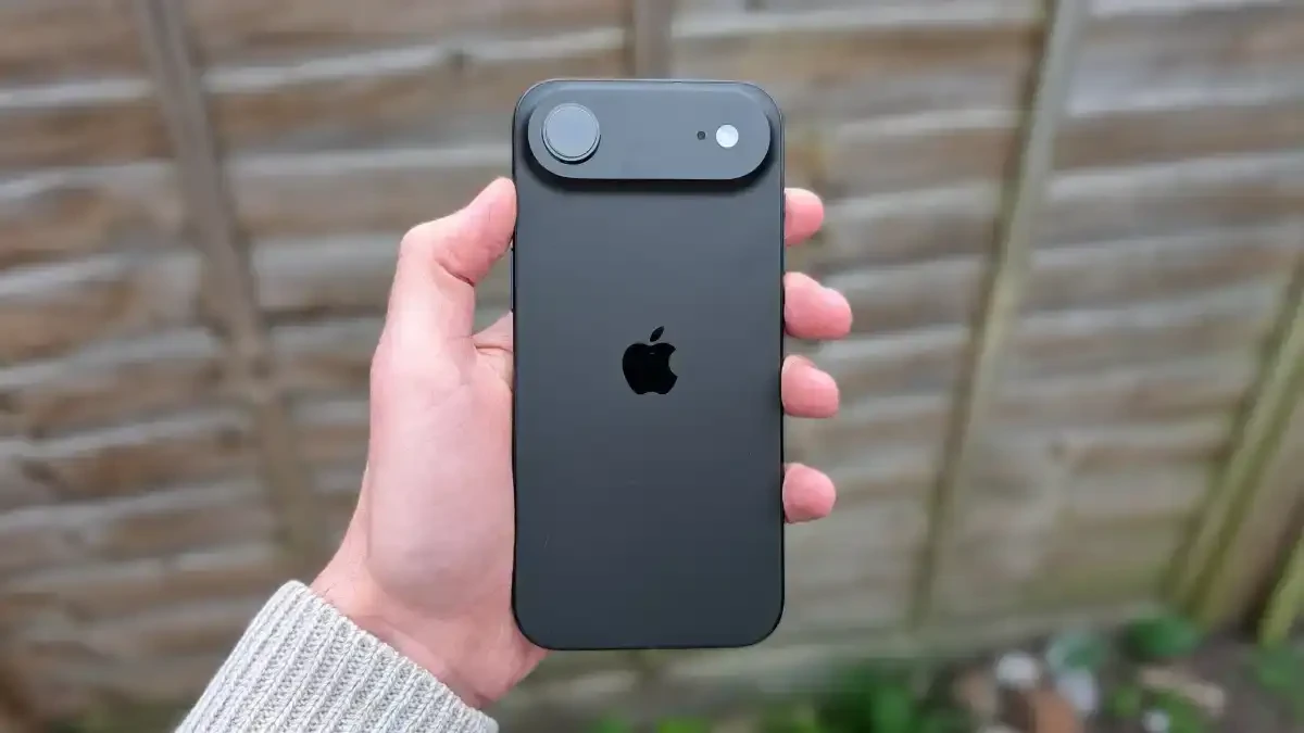 📱 iPhone Air 2: Apple исправит главные косяки

Инсайдер Марк Гурман из Bloomberg сообщил, что Apple