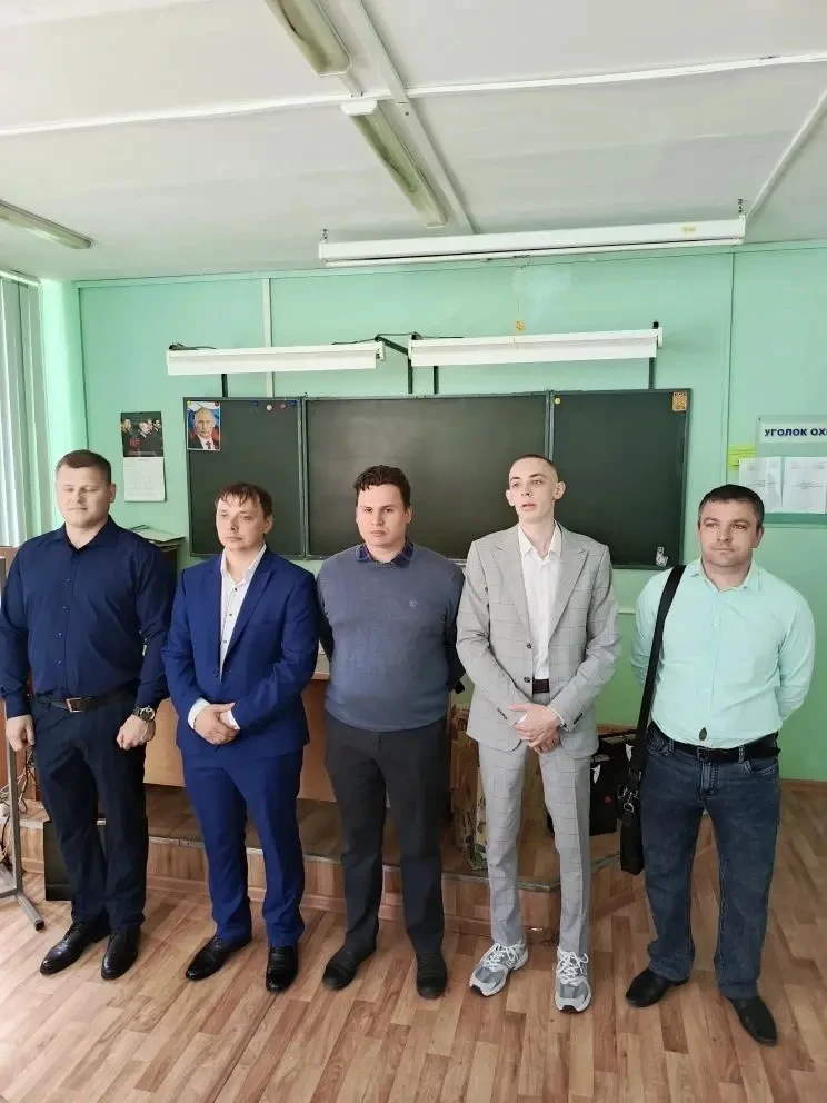 Старт дан! В Екатеринбургском энергетическом техникуме официально начался сезон защиты ...