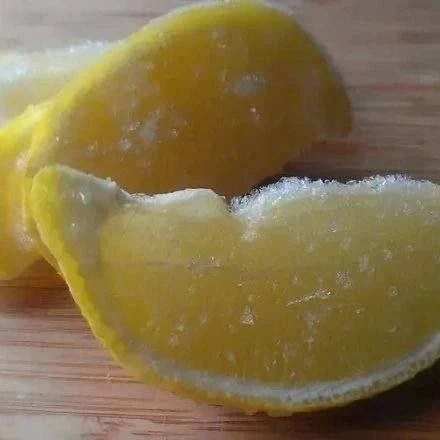 🍋 Замороженный лимон — полезный лайфхак