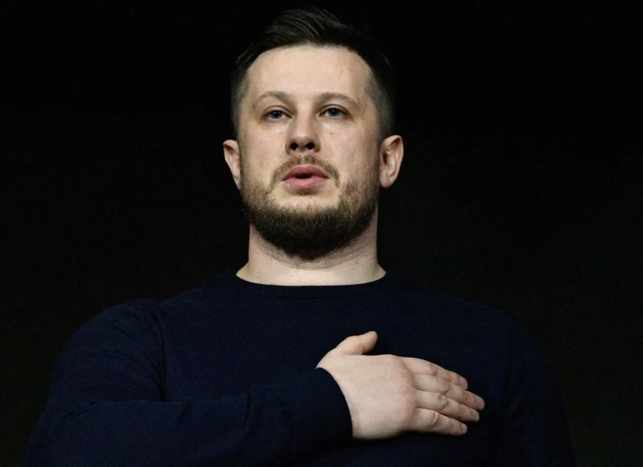 🇺🇦 Зеленский дал Героя Украины «воскресшему» основателю «Азова*» Билецкому