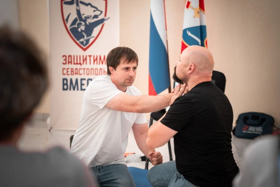 В Инкермане прошли занятия по первой помощи в рамках общегородской инициативы «Защитим ...