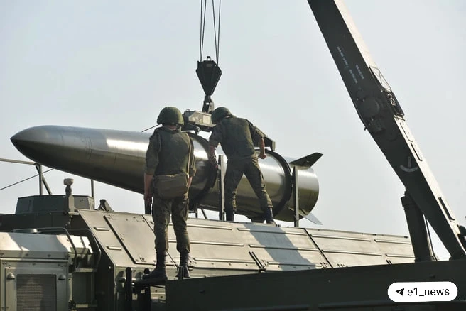 Россия атаковала Украину «Орешником» и другими мощными ракетами, передает Министерстве обороны РФ.  