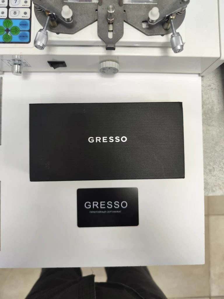 Первое знакомство с оправой Gresso. Первое знакомство с необычной конструкцией (нет винтиков и болти