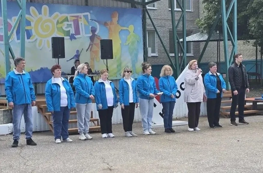 Торжественное открытие туристического слета школьников в лагере «Юность»