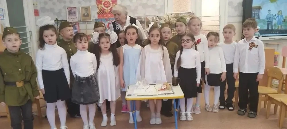 «Дитя войны потомкам расскажи, какой ценой досталась та Победа!»