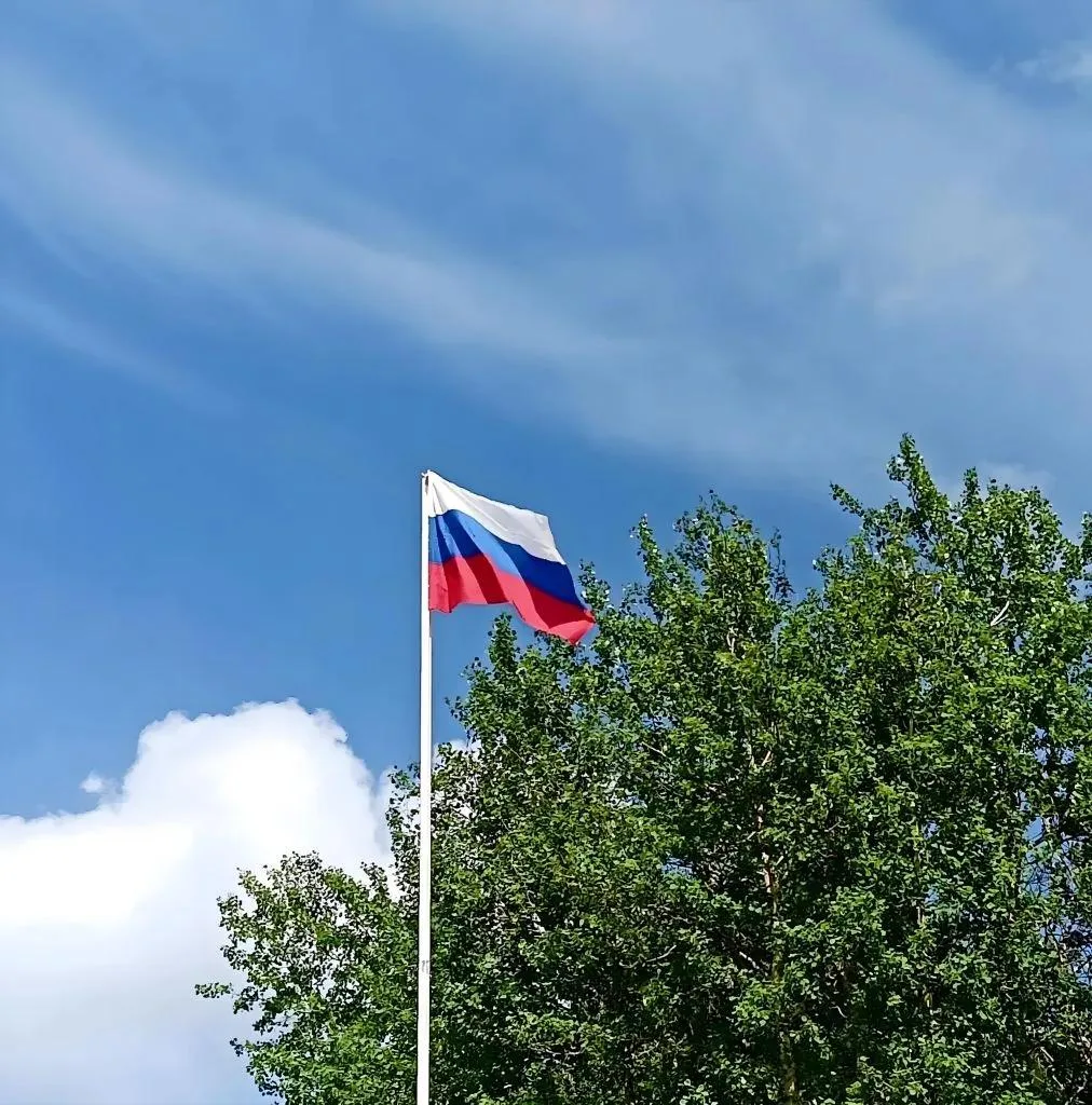 Вчера в Салыме было шумно, радостно и по-настоящему празднично! 🇷🇺

Мы собрались вместе, чтобы отм