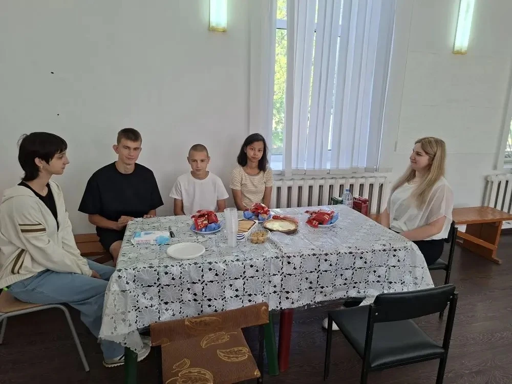 В рамках  празднования дня России для получателей социальных услуг Акбулакского комплексного центра 
