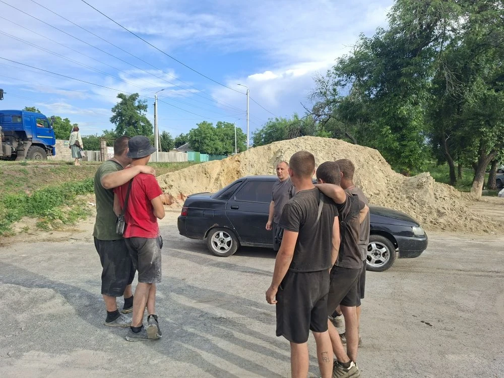 Проведена встреча с жителями 👍
 
Паламарь Сергей Александрович, депутат Снежнянского городского сов