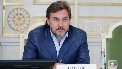 Лидер «Новых людей» в ЗакСе Петербурга Дмитрий Павлов покинул фракцию
