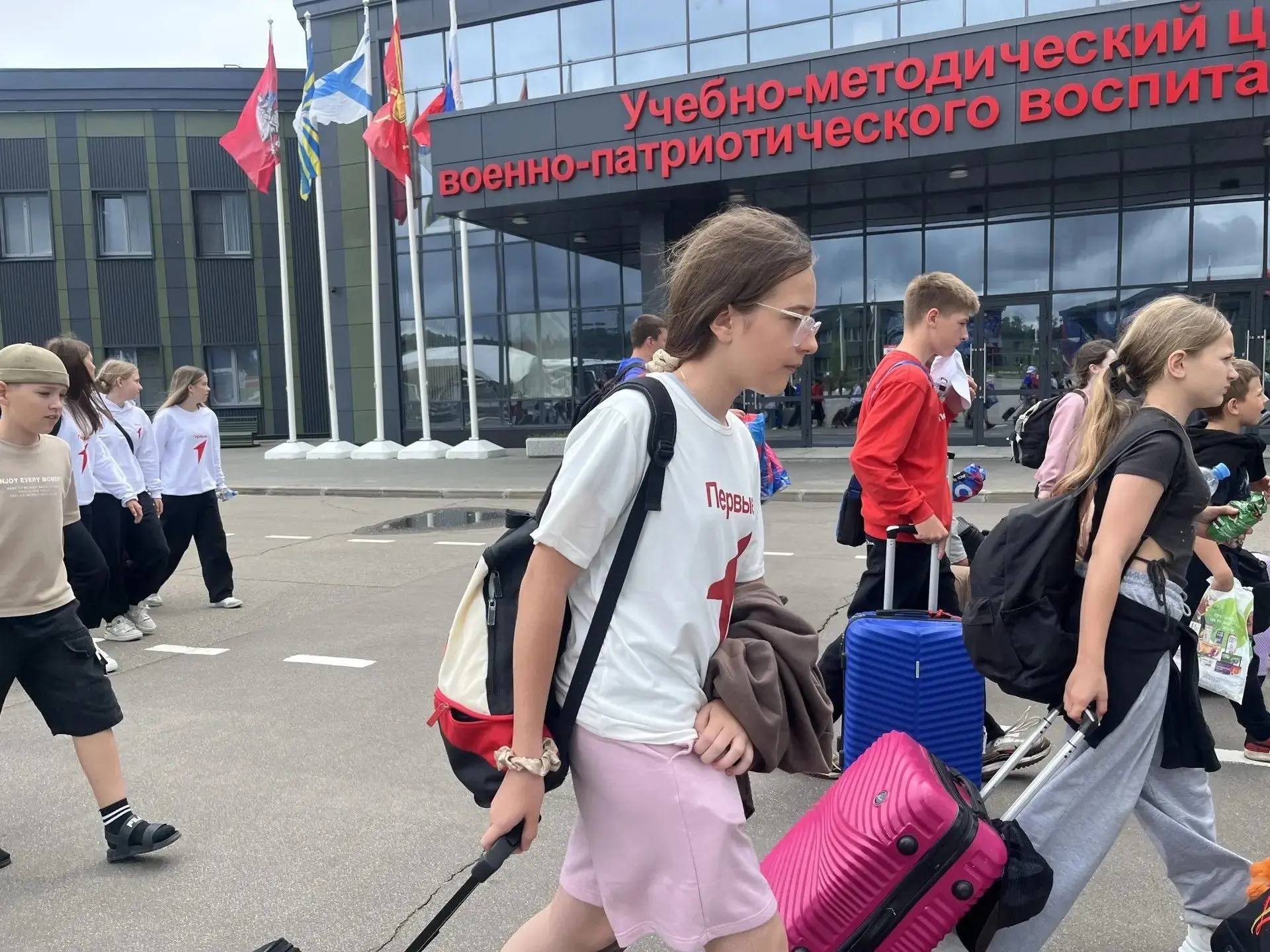 Старт смены «Растим патриотов»: делегация Песковской школы в «Авангарде»
Сегодня дан старт первой па