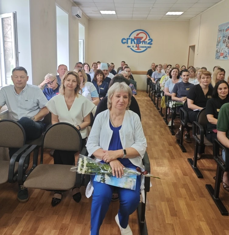 Спасибо за ваши добрые сердца!

Накануне Дня медицинского работника в больнице им. Н.А. Семашко цари