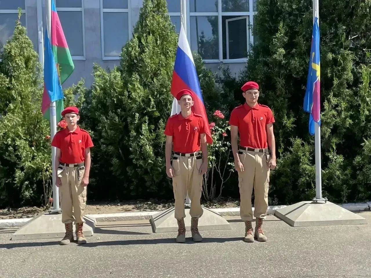 🇷🇺 С любовью к Родине: День флага в школах Темрюкского района
