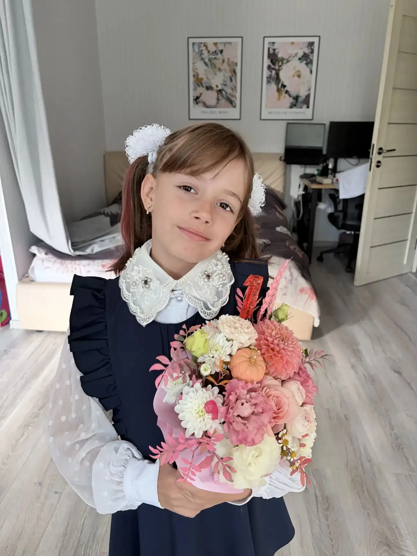 В первый раз в первый класс 😘😘 У Сони новый этап в жизни. Ну и родители снова пройдут...