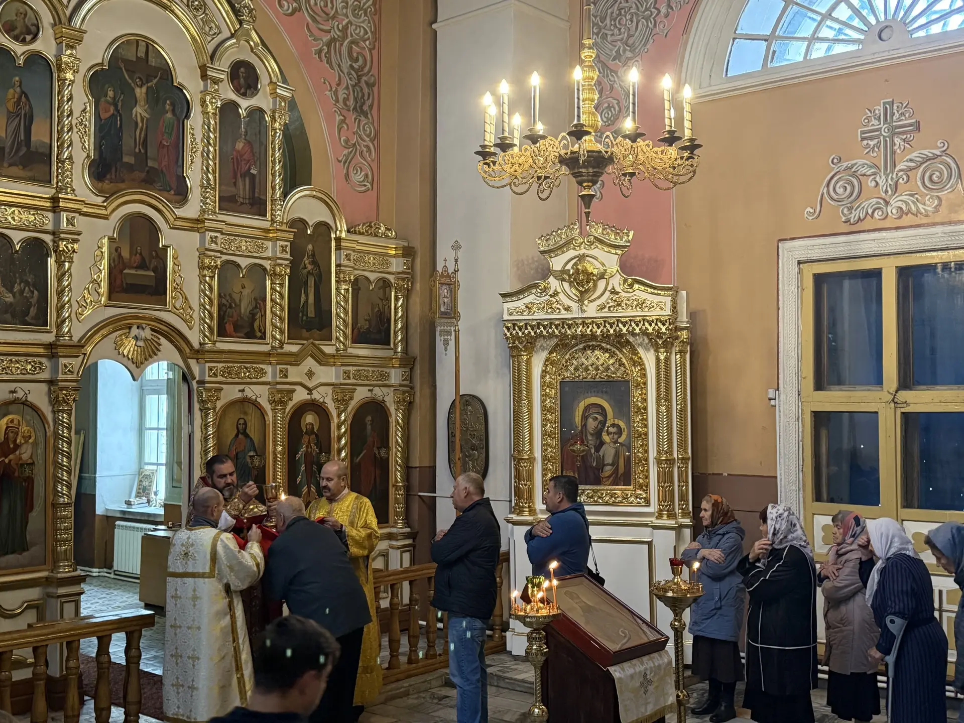 3 октября в Никольском храме состоялся малый престольный праздник - Обретение мощей свя...
