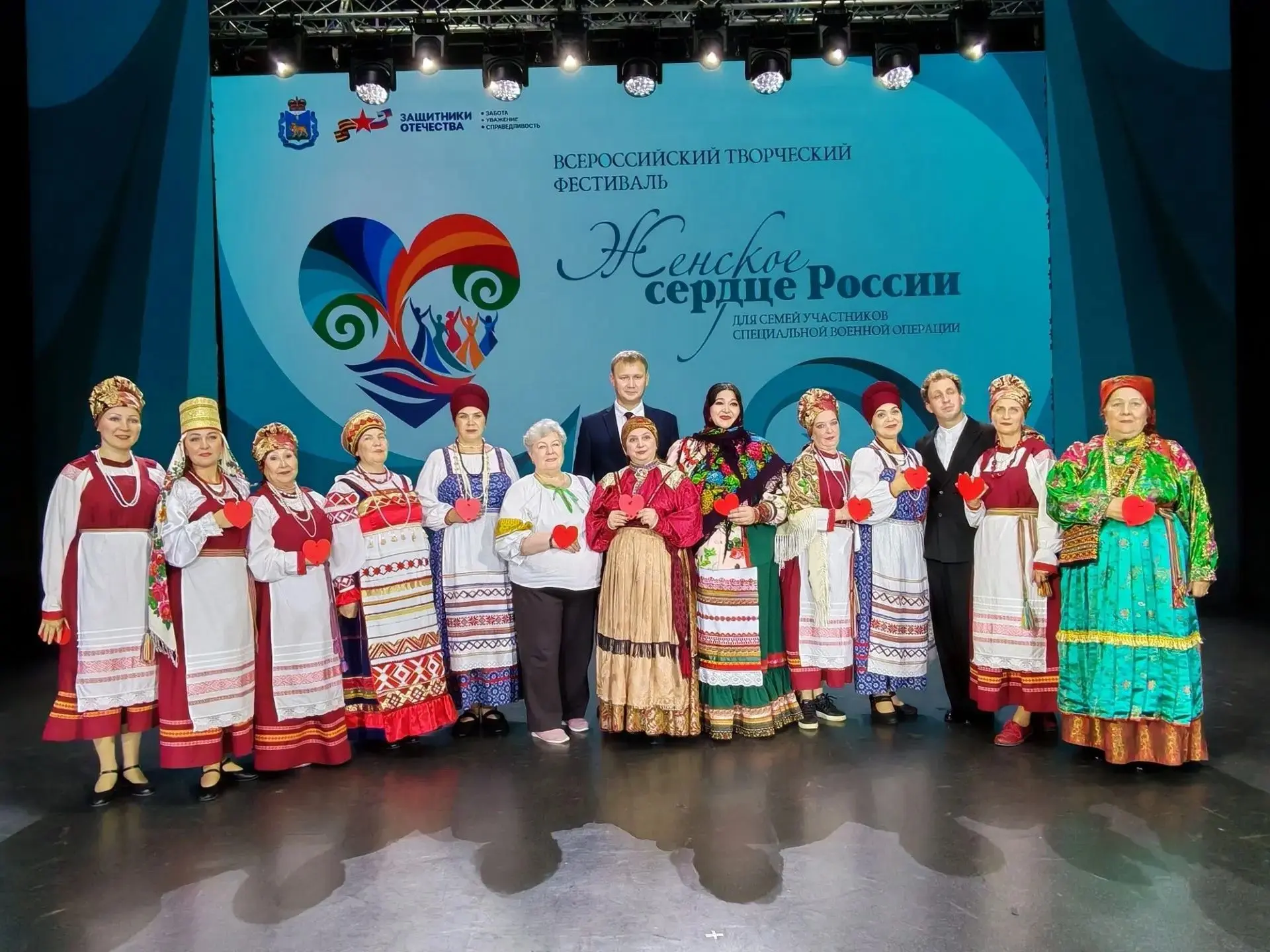 💛 Представительницы Коми выступили на фестивале «Женское сердце России» в Пскове