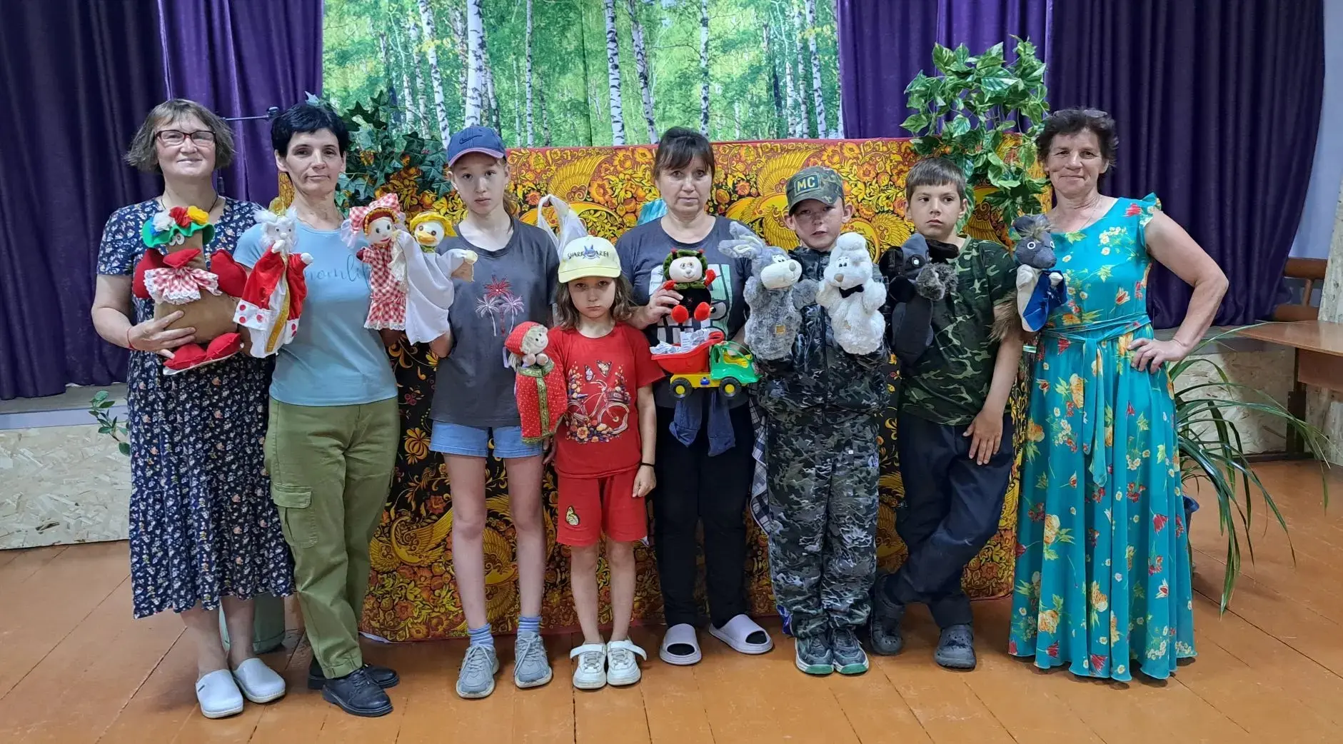 Экологический кукольный театр 🎭

Дети стали главными артистами экологического кукольного театра в М