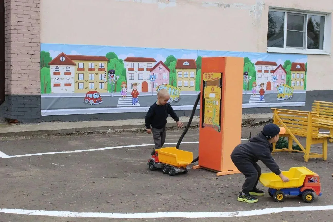 В детсаду № 44 открылась третья в округе детская площадка дорожной безопасности