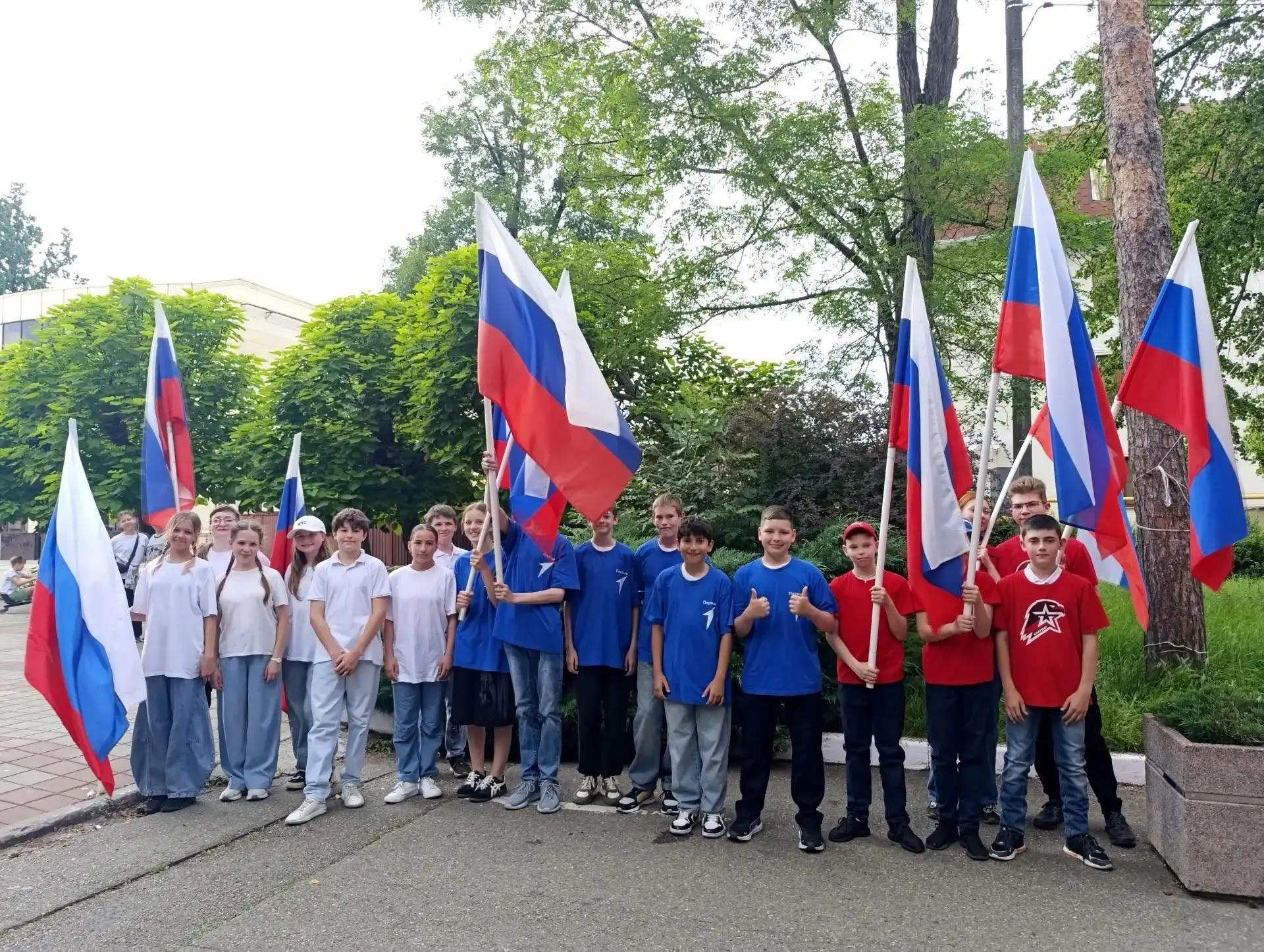 Воспитанники лагеря дневного пребывания приняли участие в городском мероприятии ко Дню ...