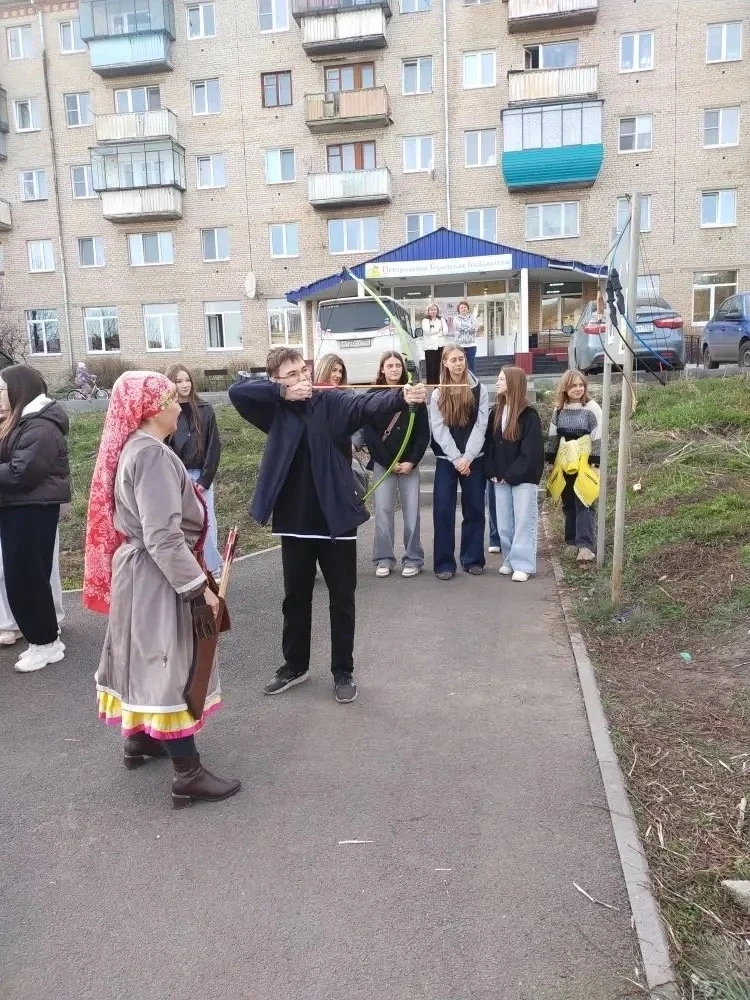 18 апреля обучающиеся 8 классов с учителем Евстифеевой М.А. приняли участие в Этнографической програ