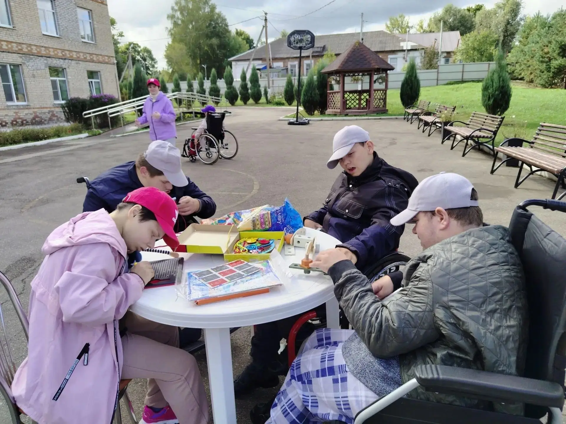 🌞 Ежедневные прогулки — шаг к здоровью и развитию