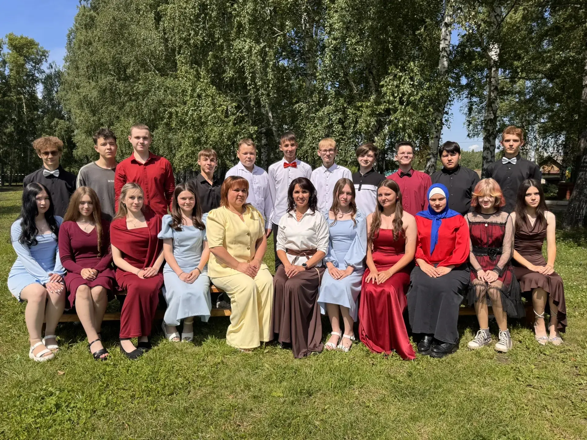 🎉 Поздравляем наших замечательных выпускников 9 класса! 🎉