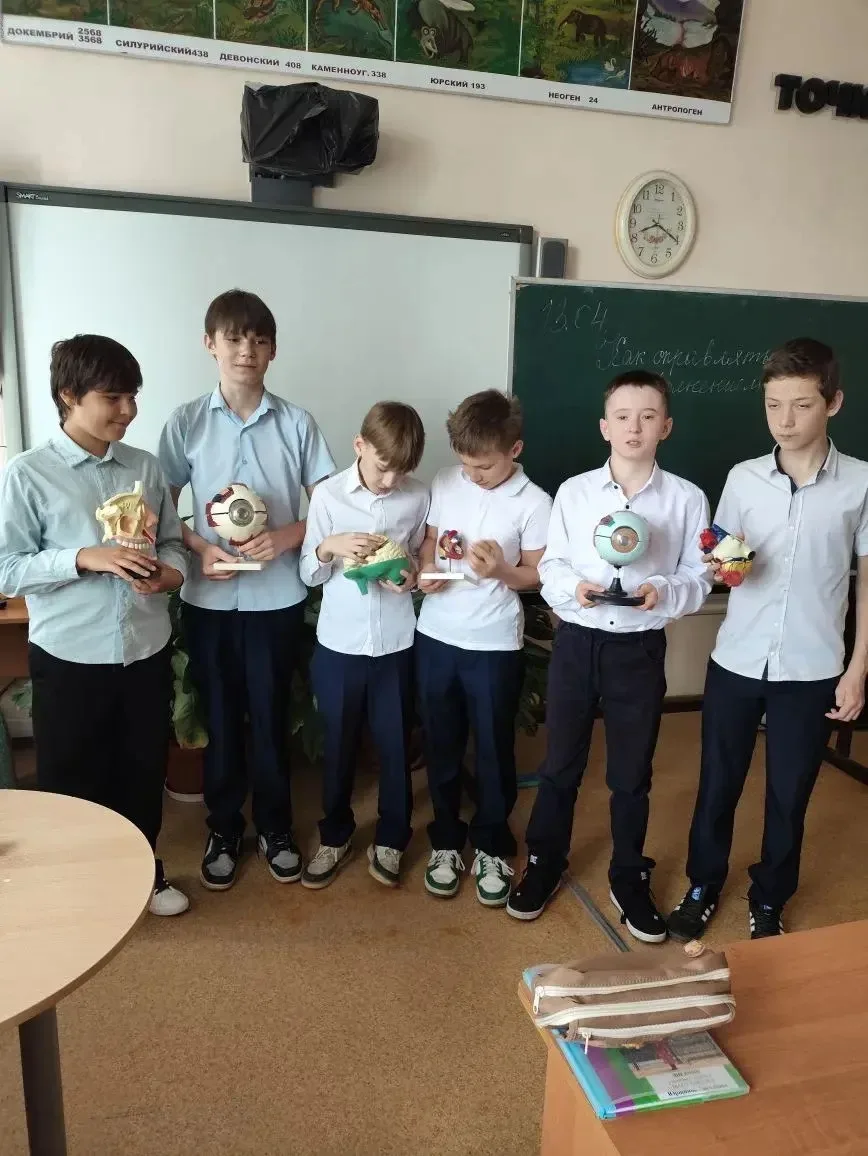 Чистое поколение💪🧠  Ребята 5 «Г» класса на классной беседе не только поговорили о роли спорта и бере