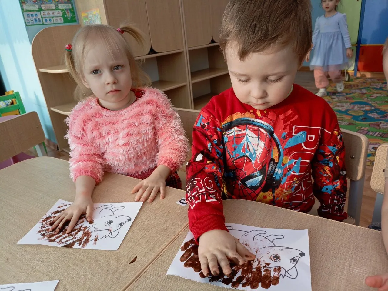 Ах, какой смешной наш ежик!