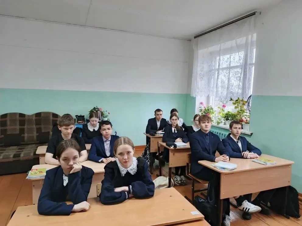 Экоурок "Раздельный сбор и переработка отходов" в 9 классе! ♻️🌍