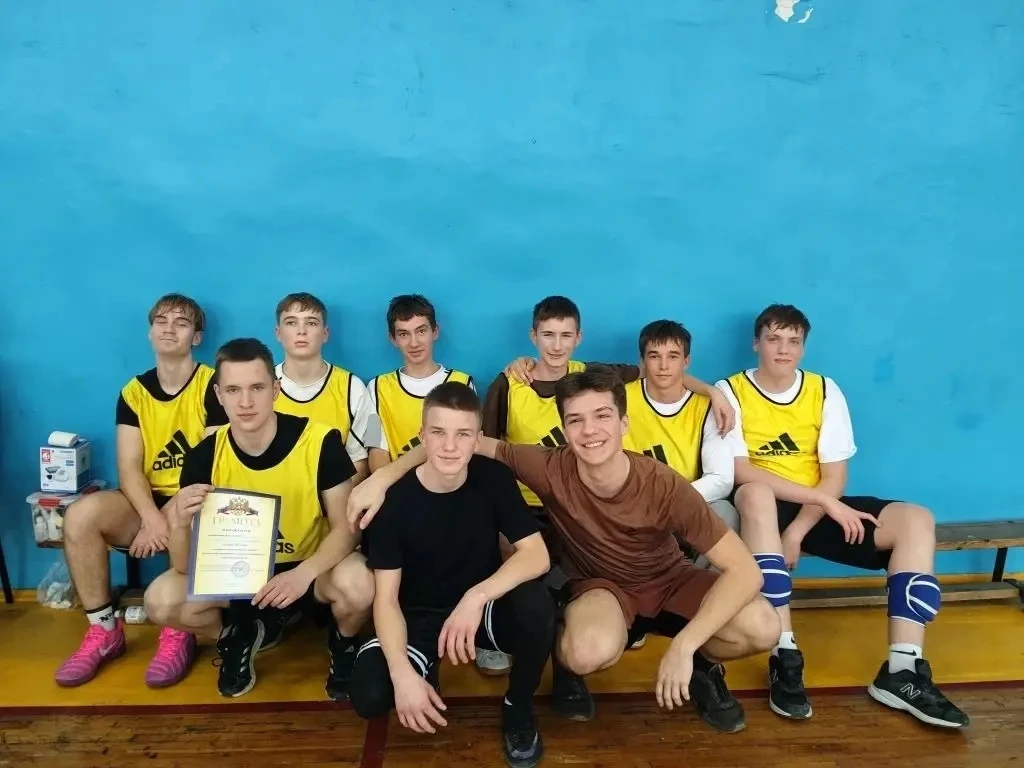 🤾‍♂ 3-5 марта в спортивном комплексе «Авангард» прошли зональные соревнования по гандболу среди  юно