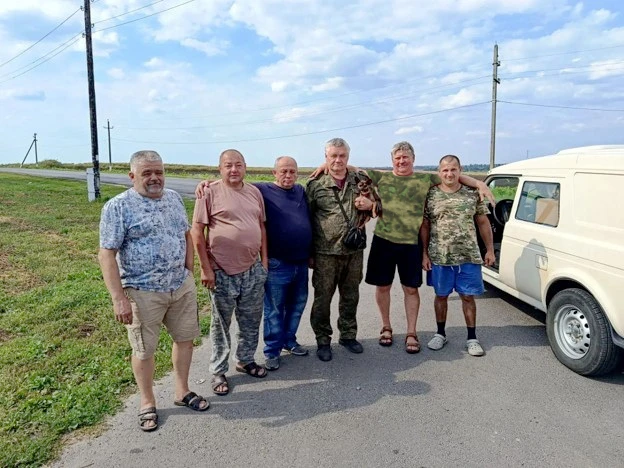 🇷🇺 Казаки Песчанокопского юрта доставили помощь нашим бойцам СВО .                   ...