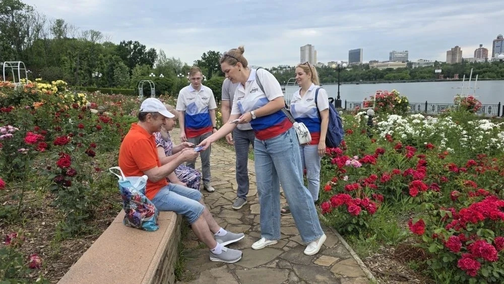 МОЛОДЁЖЬ "ДОНБАССТЕПЛОЭНЕРГО" ПРОВЕЛА КВИЗ ДЛЯ ЖИТЕЛЕЙ РЕСПУБЛИКИ, ПОСВЯЩЁННЫЙ  ДНЮ РОССИИ

🇷🇺По с