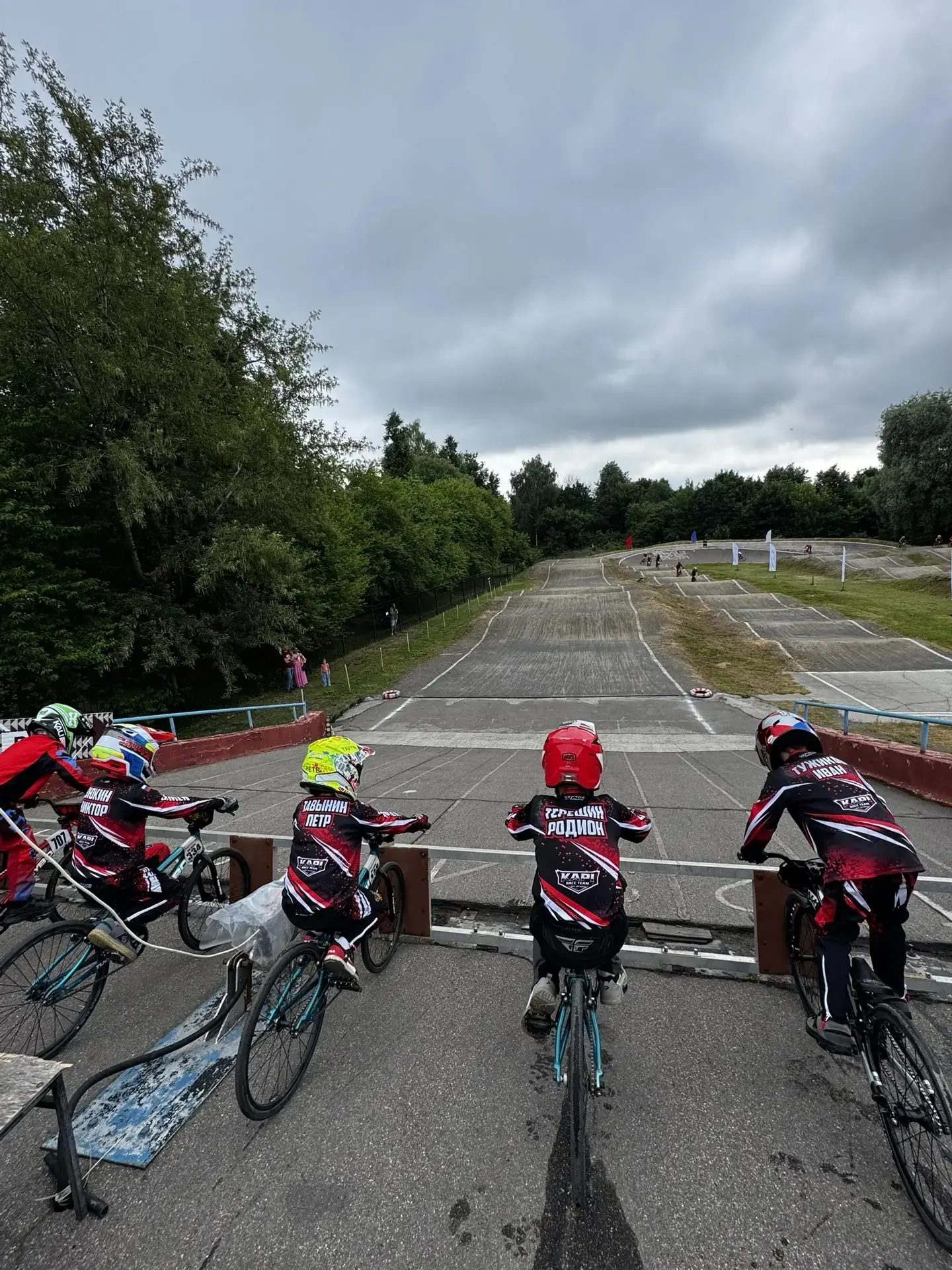 🚴‍♂️ XI ГОНКА ИМЕНИ ГЕННАДИЯ СТЕПАНОВИЧА БРИКСА

🚴🏻Вчера на велодроме Брянского государственного 
