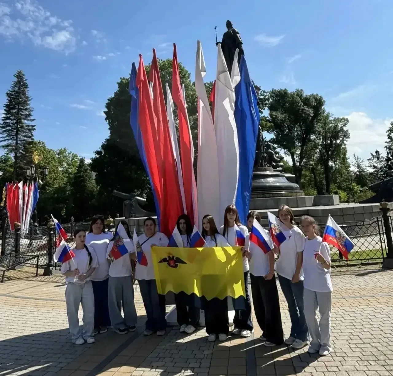 Больше, чем путешествие 🗿

Сегодня в путь отправились талантливые ребята в сопровождении советников