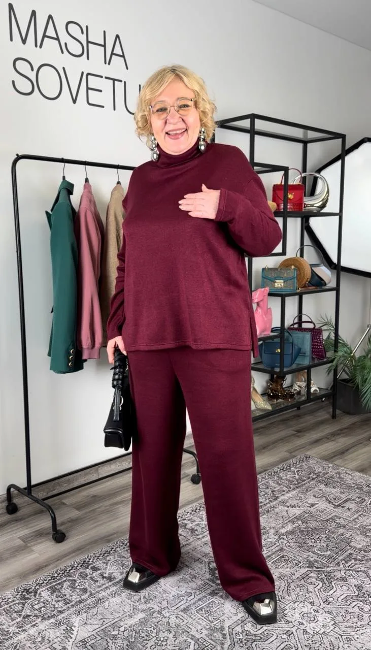 Плюс сайз костюмы на осень с Wildberries. #1341  Параметры Мамы 108-98-119, рост 170 см. 52-54 разме