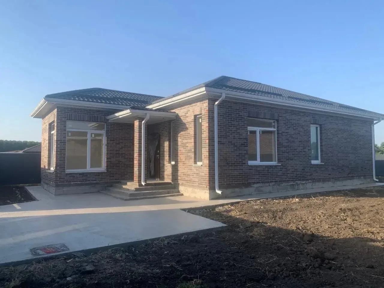 ✅ЭТО РЕАЛЬНО НЕДОРОГО🔥
ℹ️СТАРОМЫШАСТОВСКАЯ.
🏡 ДОМ 103 КВ.М. 
🌳НА 5 СОТКАХ ЗЕМЛИ ИЖС.
💰 6 400 000