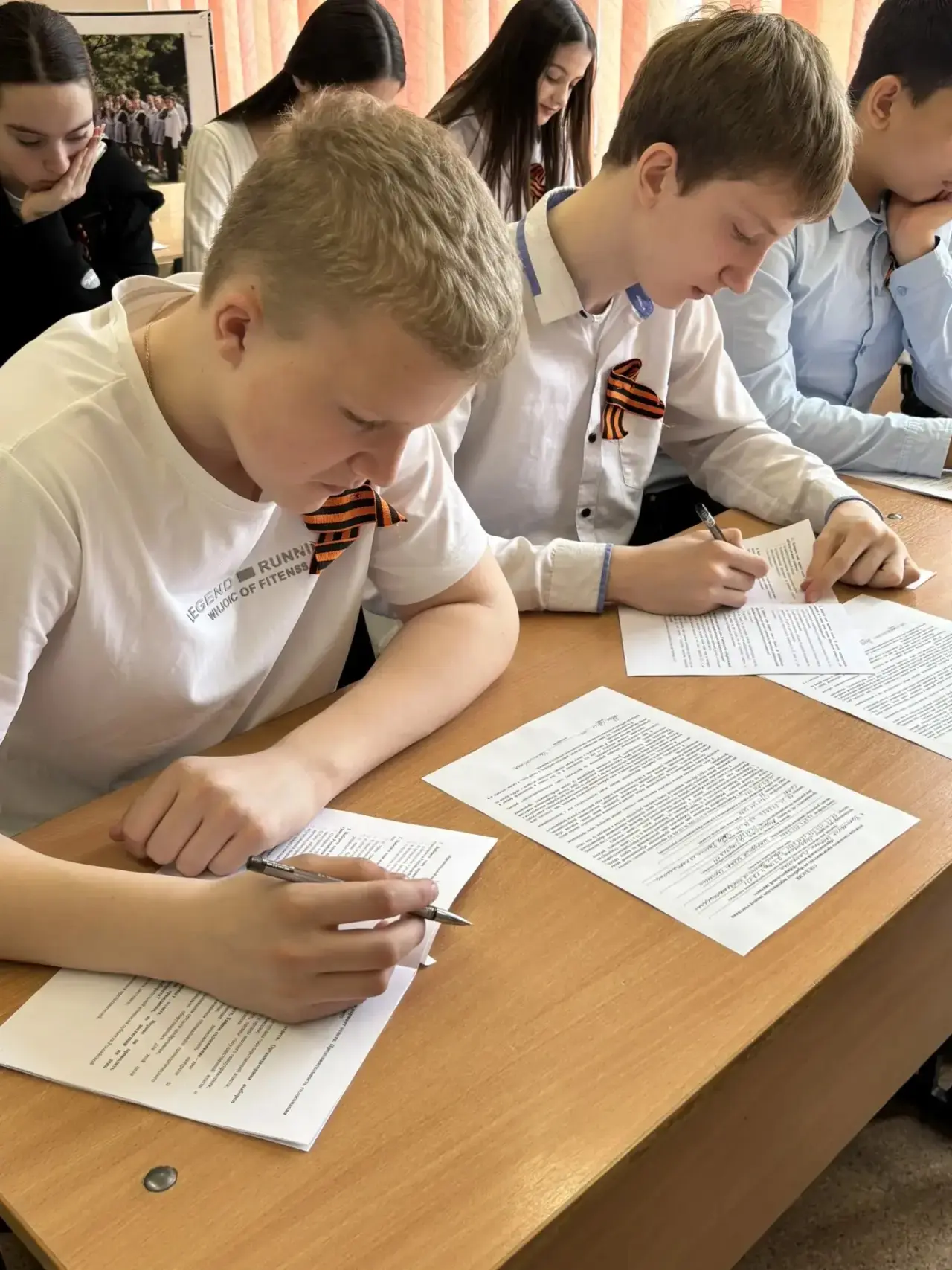 Избирательный диктант   🗳️Вчера наши ребята из старших классов приняли активное участие в ежегодной 