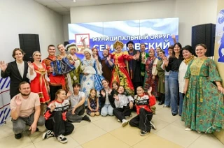 мастерской *РАДОСТЕЯ* (рук-ль - Елена Корчагина) произвело фурор и окончательно влюбило...