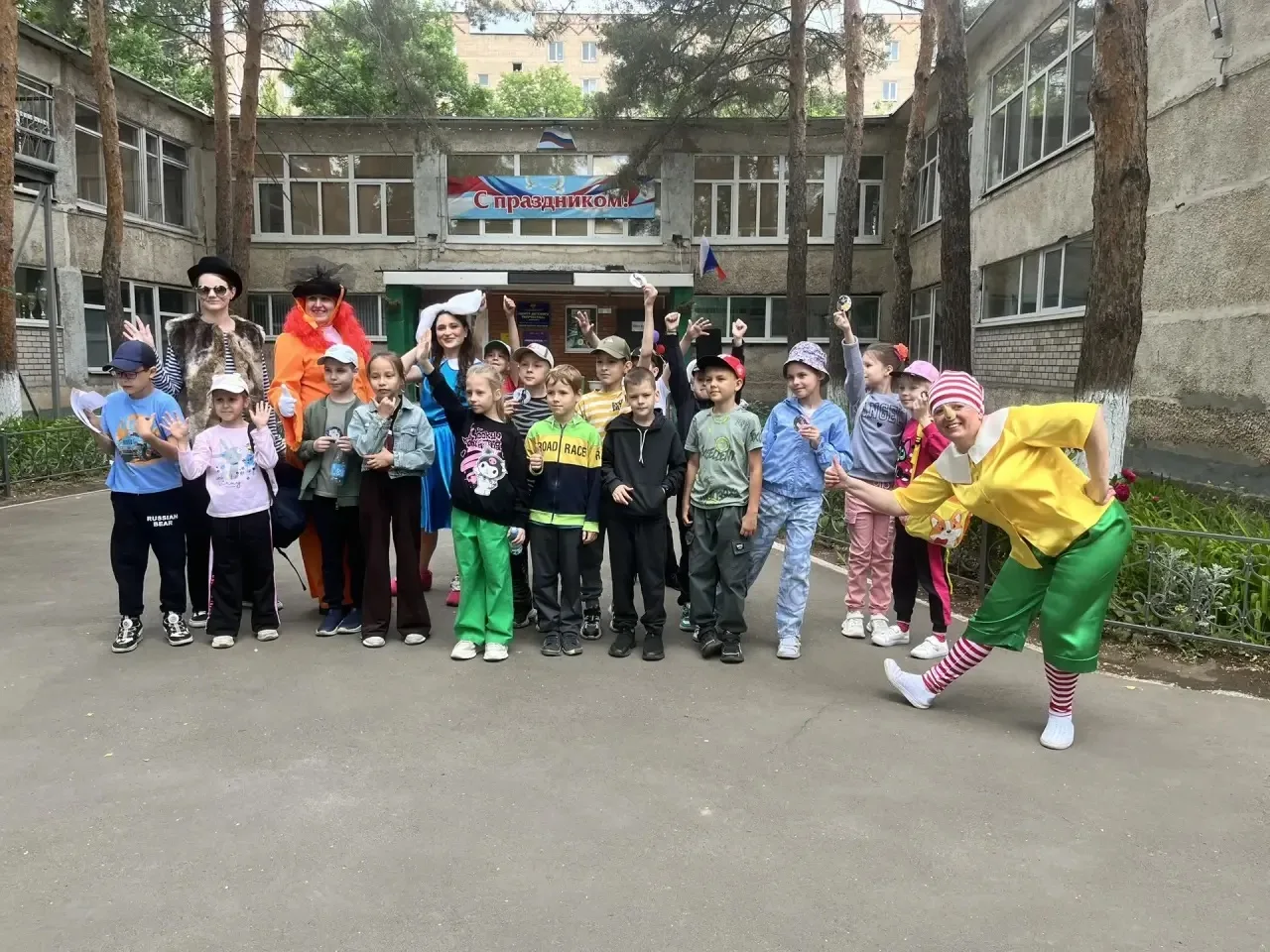 Сегодня прошло открытие Площадки кратковременного пребывания «Веселая поляна». Ребята познакомились 
